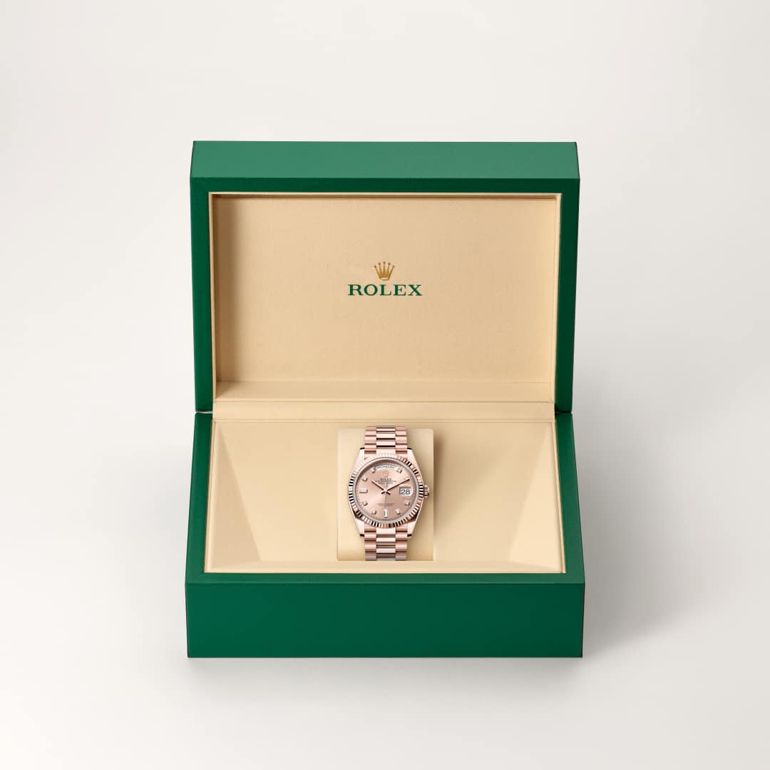 Rolex Day-Date 36 Oyster, 36 mm, Everose gold M128235-0009